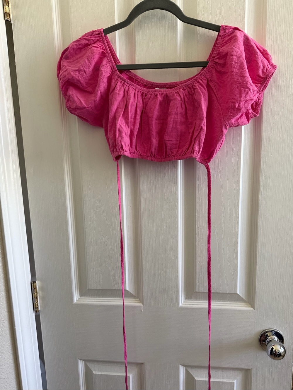 Princess Polly Fuchsia Puff Sleeve Cropped Tie Around Top